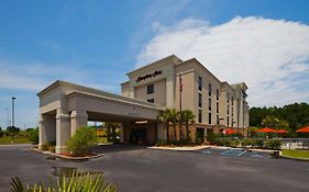 Hampton Inn  3*